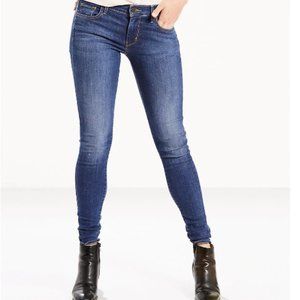 Levi’s 710 Skinny Jeans